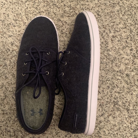 Blue Under Armor sneakers - Picture 4 of 6